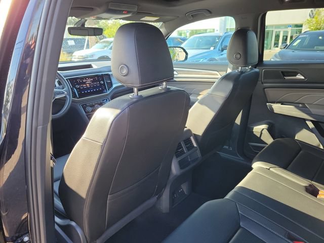 Certified 2023 Volkswagen Atlas Cross Sport SE w/ Panoramic Sunroof Package AWD/4WD image 11