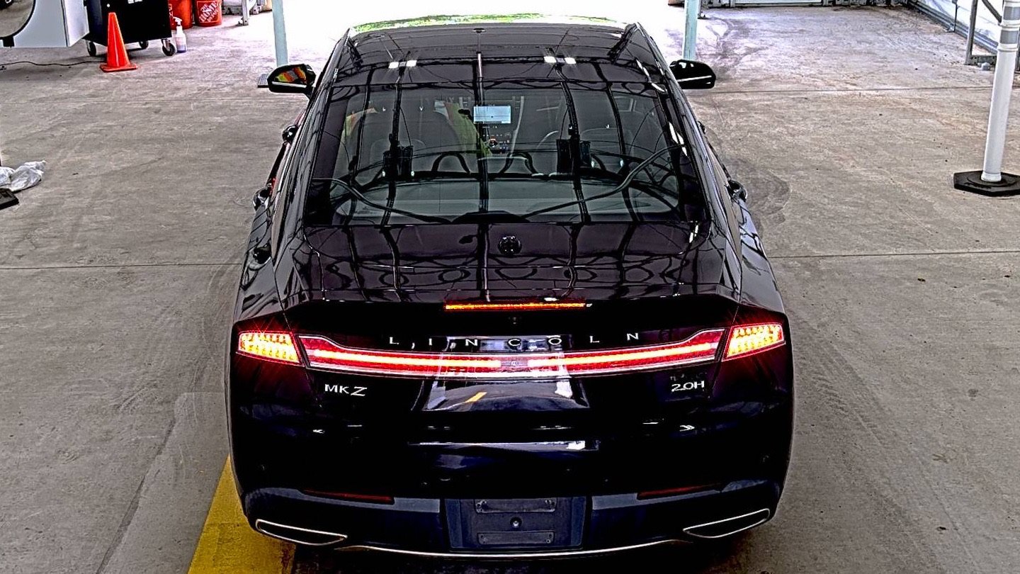 Used 2019 Lincoln MKZ Reserve FWD image 4