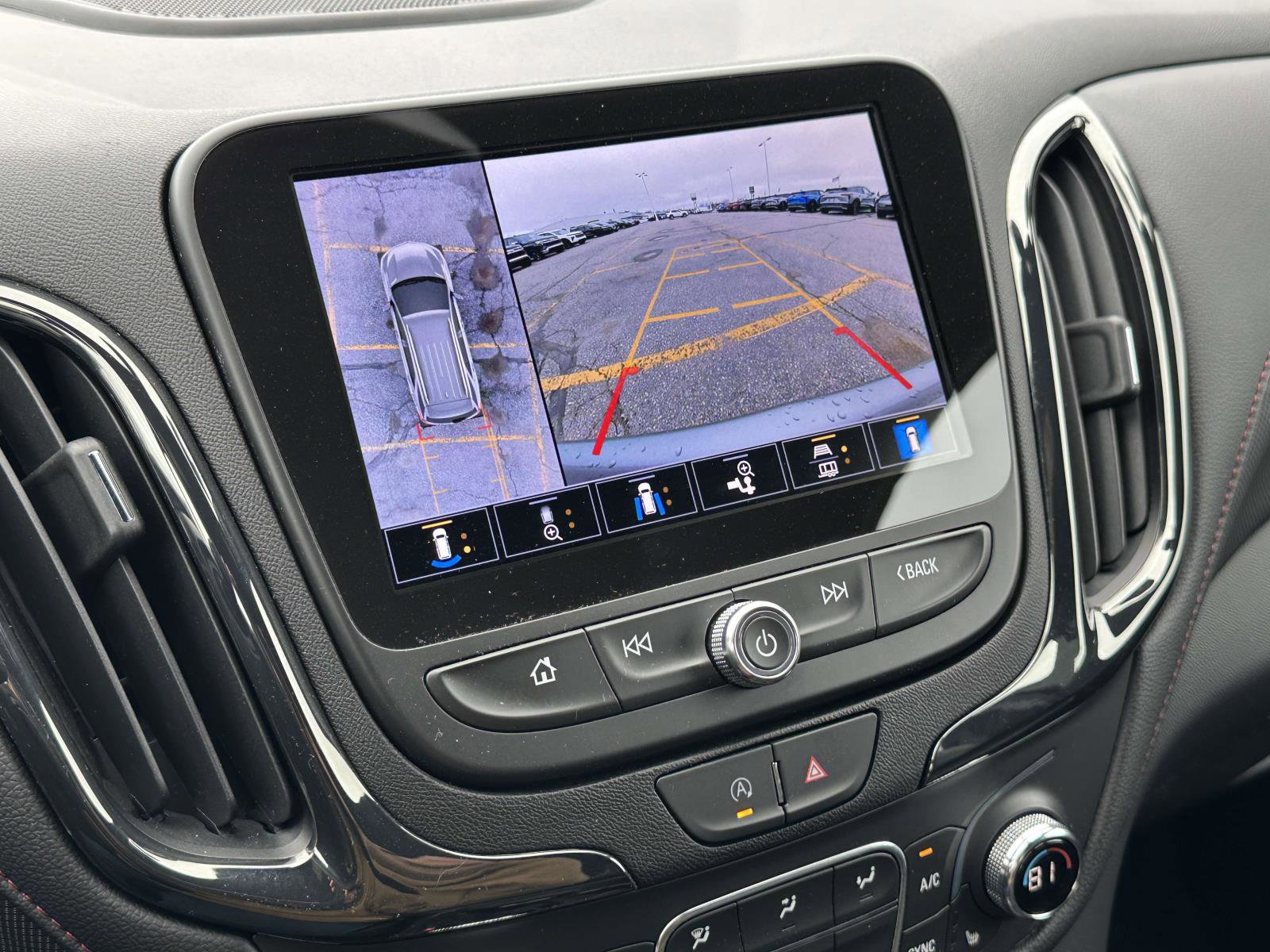 Certified 2024 Chevrolet Equinox RS w/ RS Leather Package image 25