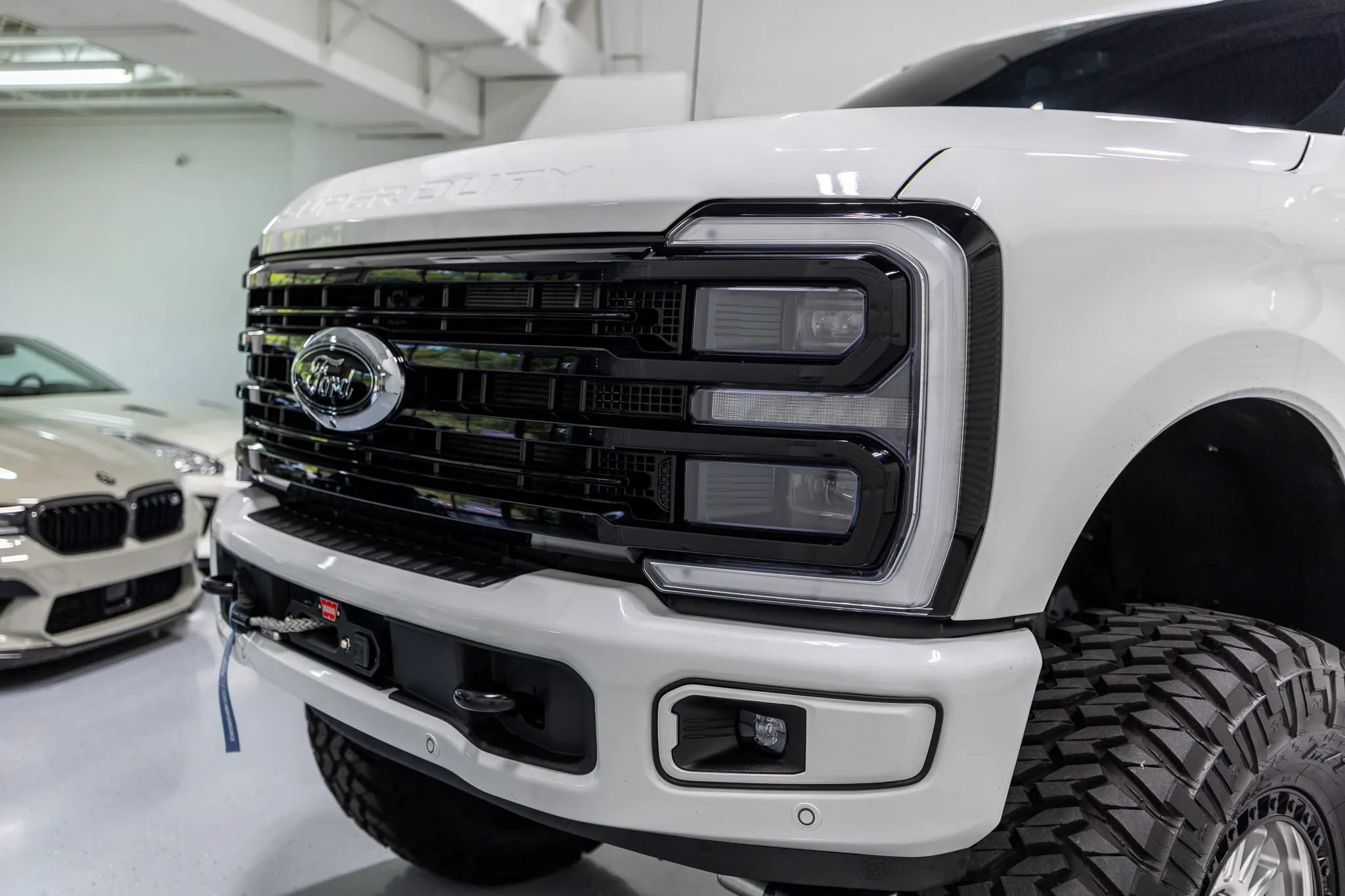 Used 2025 Ford F250 Platinum w/ Platinum Plus Package AWD/4WD image 4