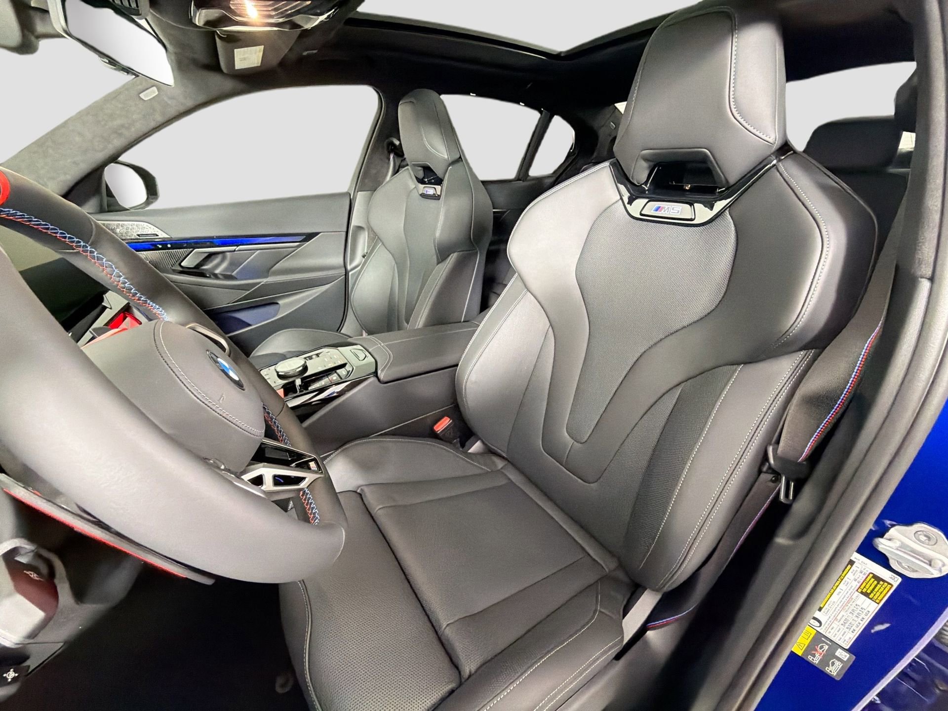 New 2026 BMW M5 w/ Executive Package image 21