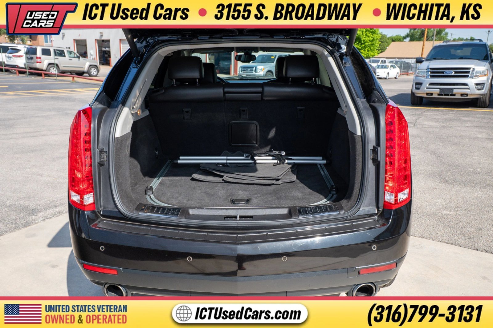 Used 2016 Cadillac SRX Luxury FWD image 4