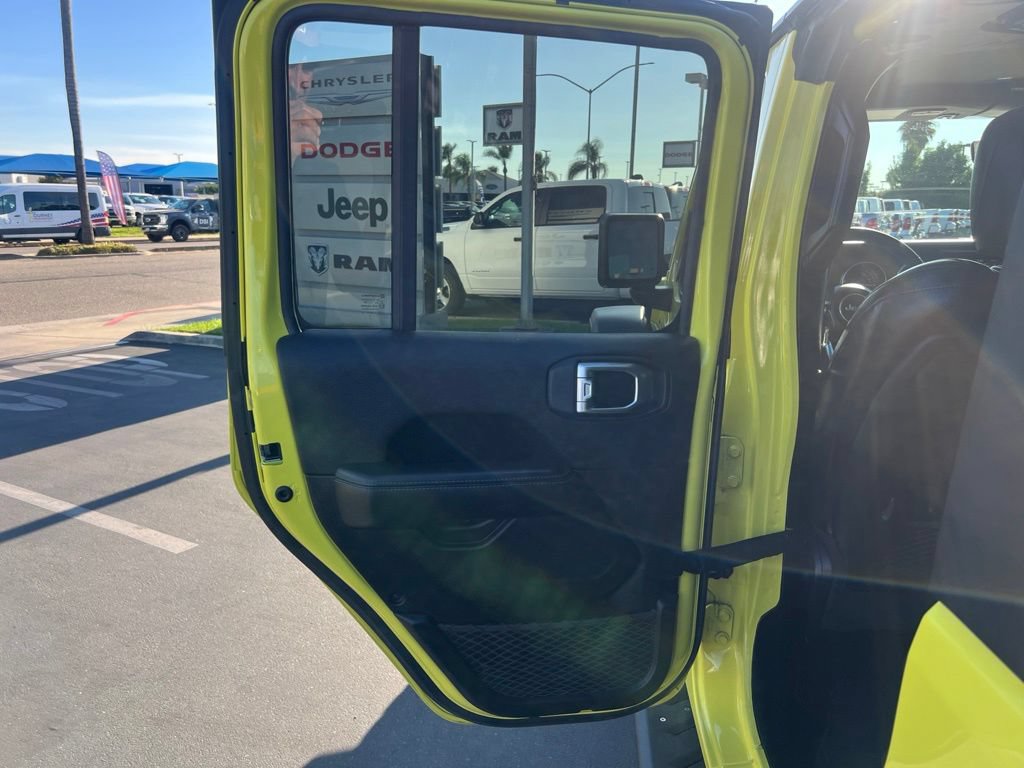 Used 2023 Jeep Wrangler Unlimited Rubicon 4xe AWD/4WD image 40