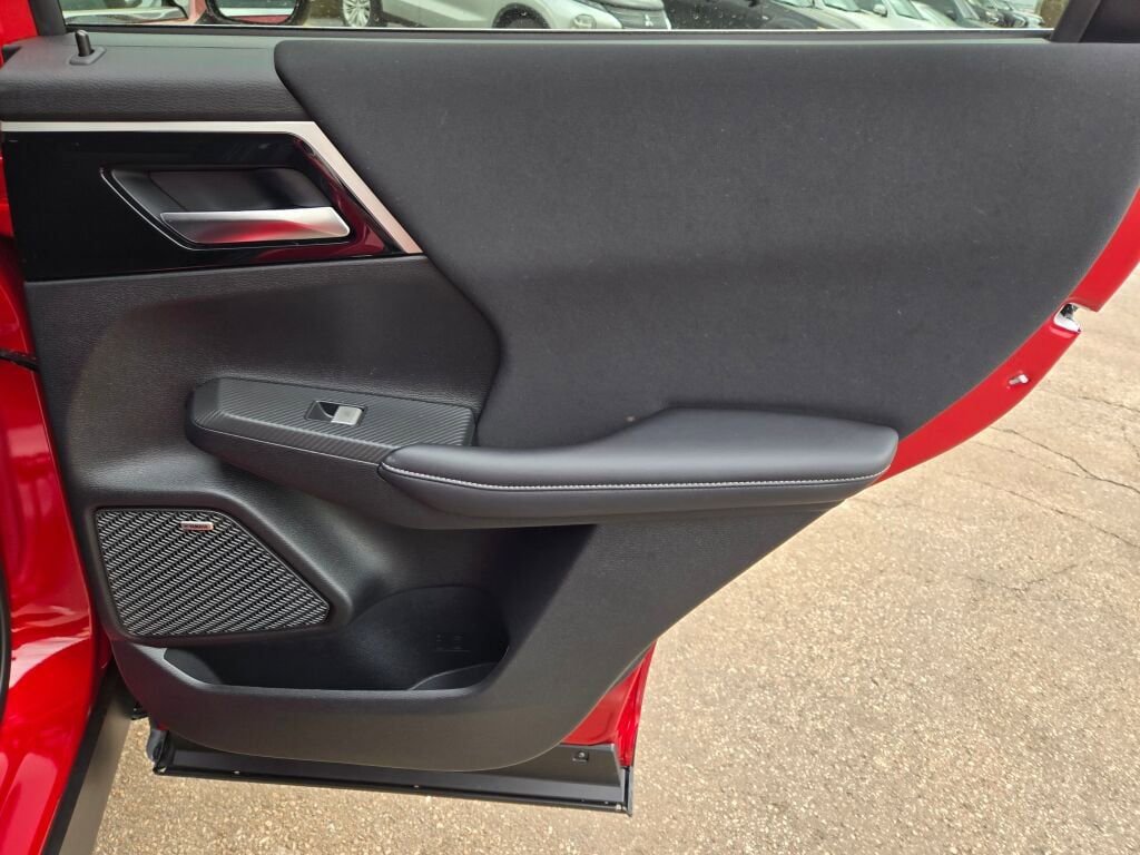 New 2026 Mitsubishi Outlander ES AWD/4WD image 7