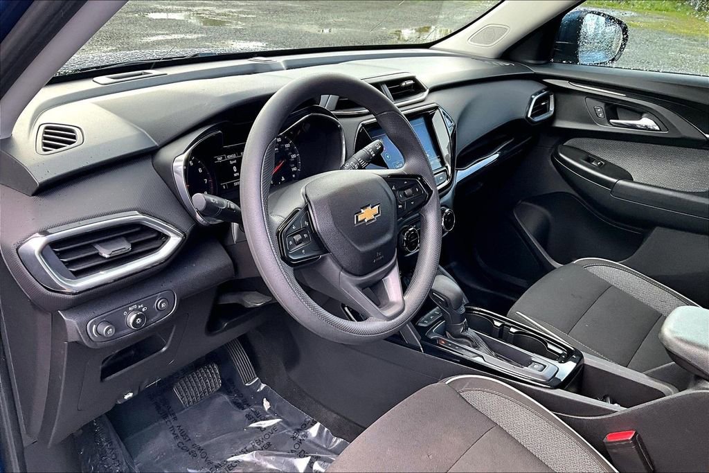 Used 2021 Chevrolet TrailBlazer LT w/ Convenience Package image 18