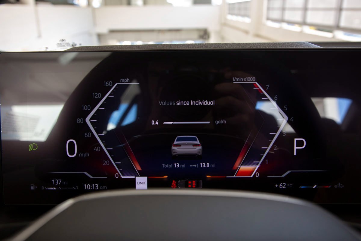 New 2026 BMW 330i Sedan image 10