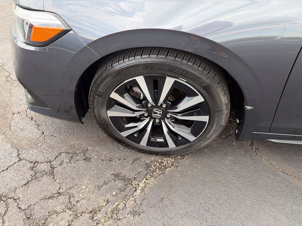 Used 2024 Honda Civic EX-L image 12