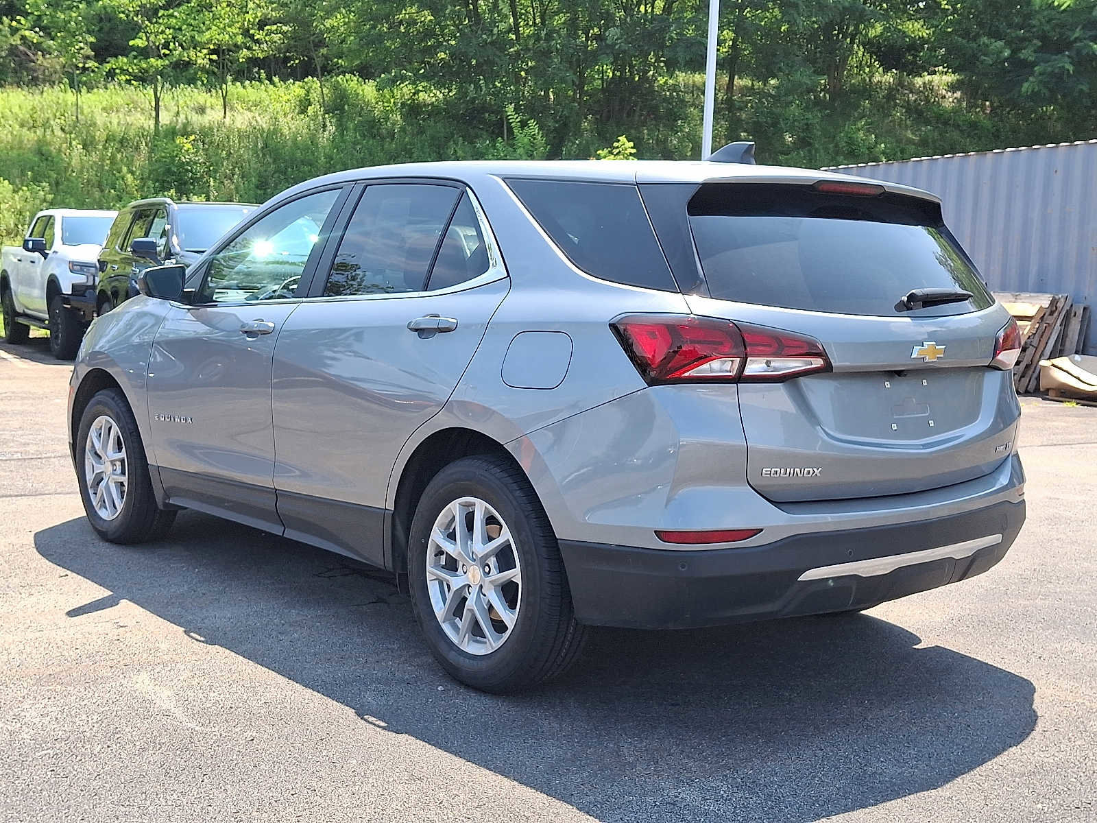 Used 2024 Chevrolet Equinox LT w/ LPO, Floor Liner Package image 4