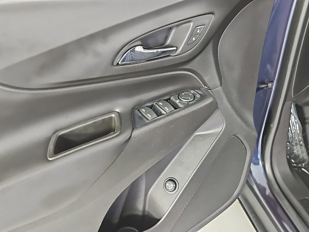 Used 2019 Chevrolet Equinox LT image 12
