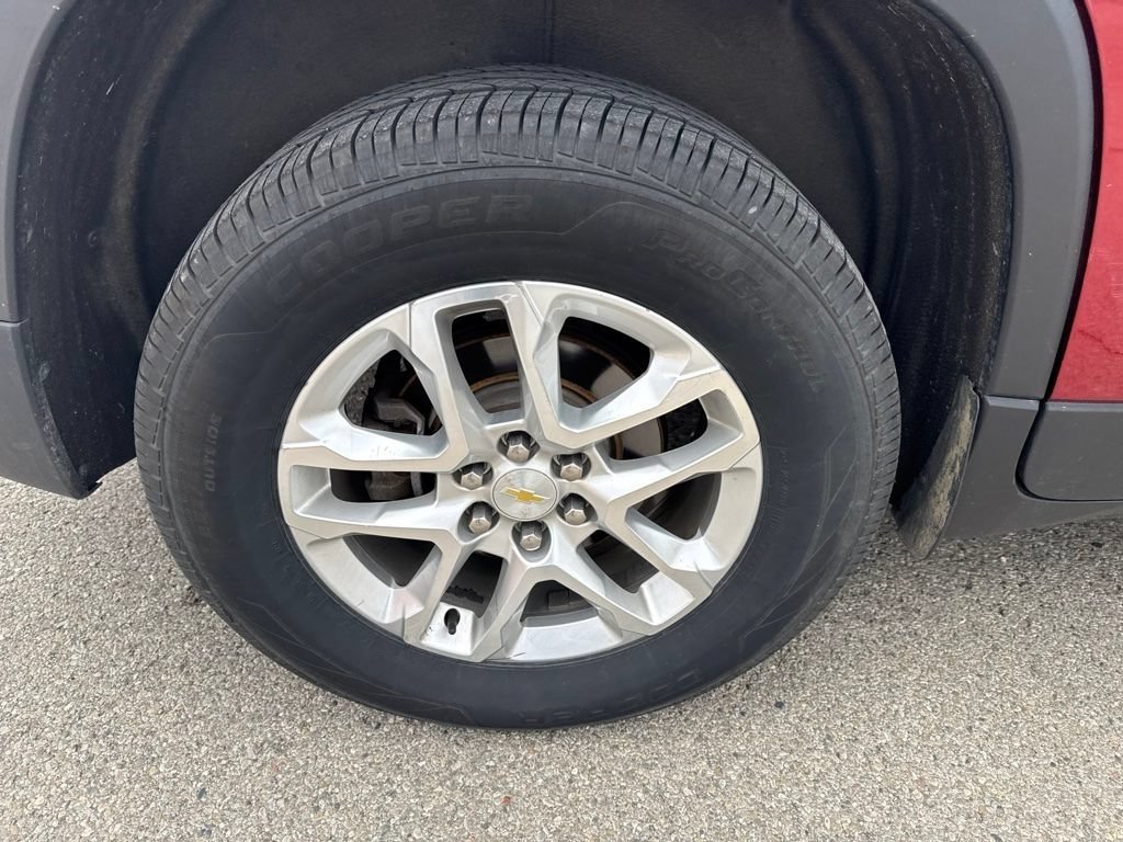 Used 2018 Chevrolet Traverse LT AWD/4WD image 14