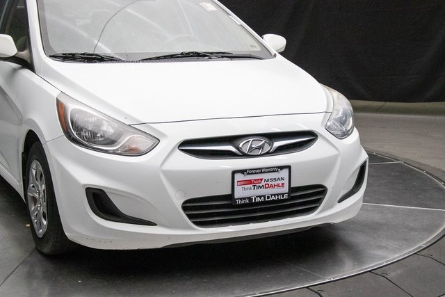 Used 2014 Hyundai Accent GLS image 3