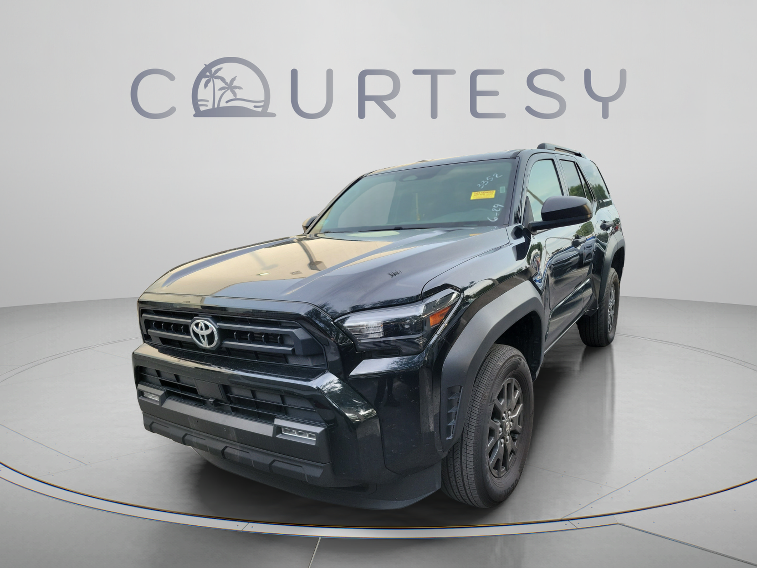 Used 2025 Toyota 4Runner SR5 AWD/4WD image 5