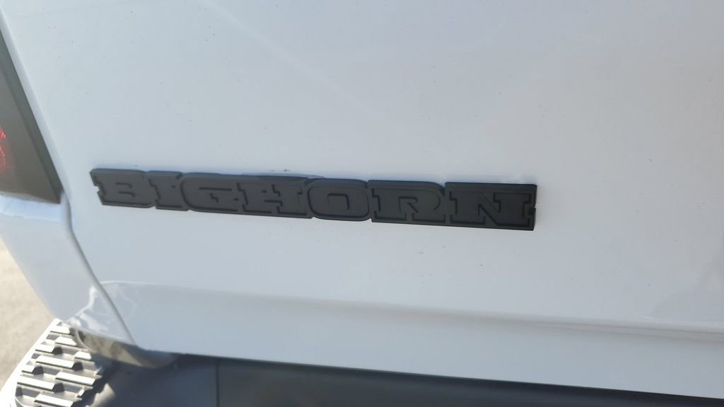 New 2026 RAM 1500 4x4 Crew Cab image 9