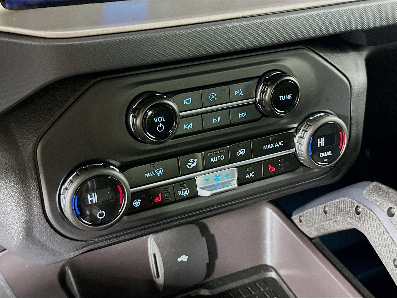 Used 2024 Ford Bronco Raptor image 16