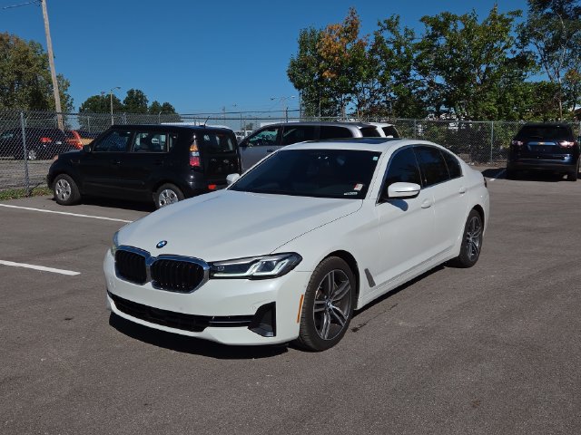Used 2021 BMW 540i xDrive w/ Executive Package AWD/4WD image 2