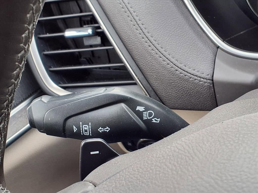 Used 2017 Lincoln MKX Reserve w/ Driver Assistance Package image 20