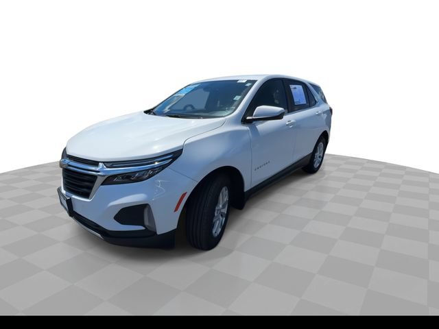 Used 2024 Chevrolet Equinox LT w/ LPO, Floor Liner Package FWD image 4