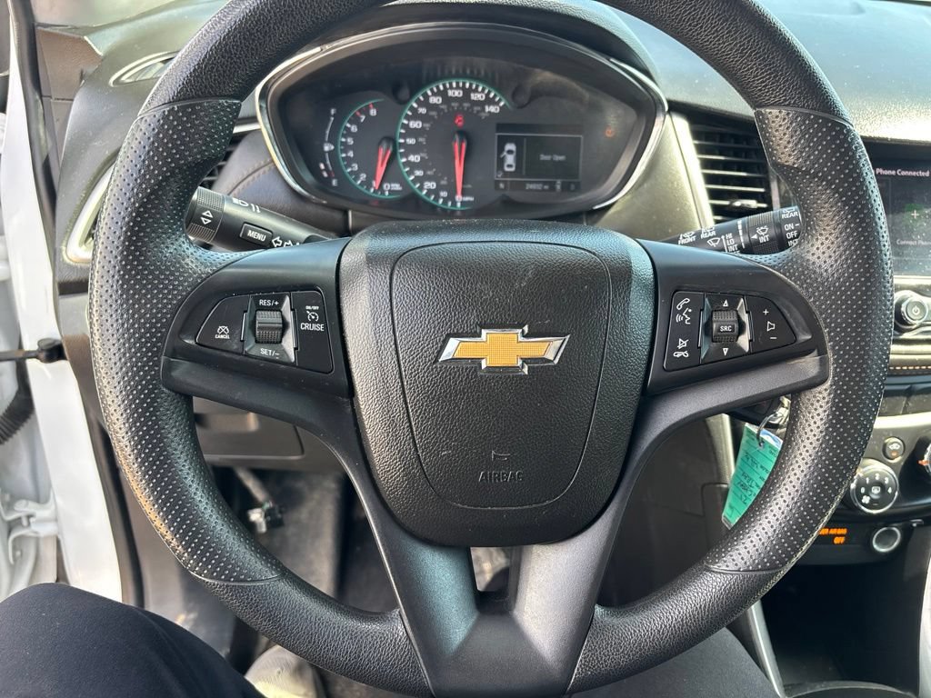 Used 2021 Chevrolet Trax LS w/ Tint and Cruise Package AWD/4WD image 12