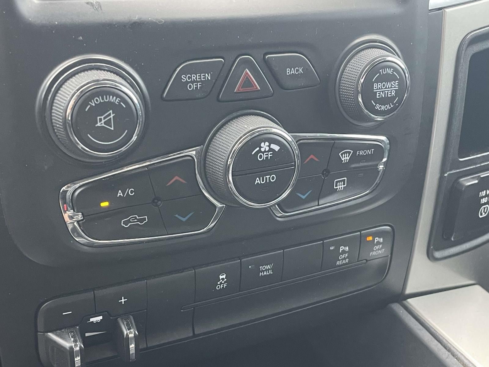 Used 2017 RAM 1500 Lone Star RWD image 29