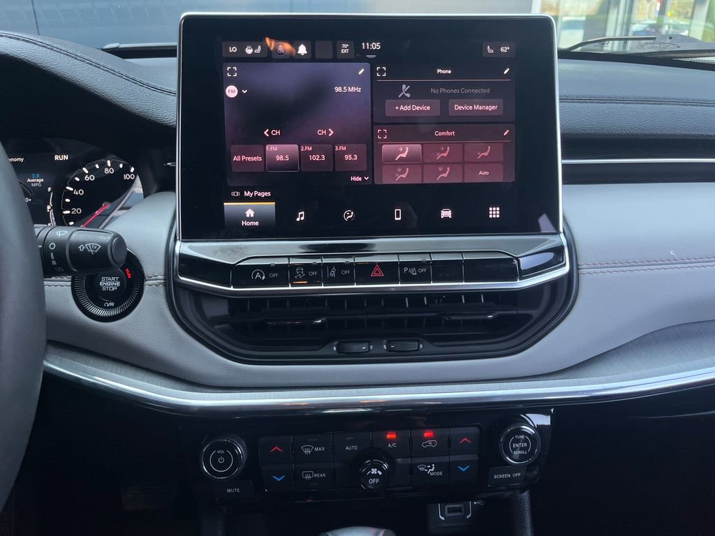 Used 2023 Jeep Compass Limited w/ Sun and Sound Group image 19