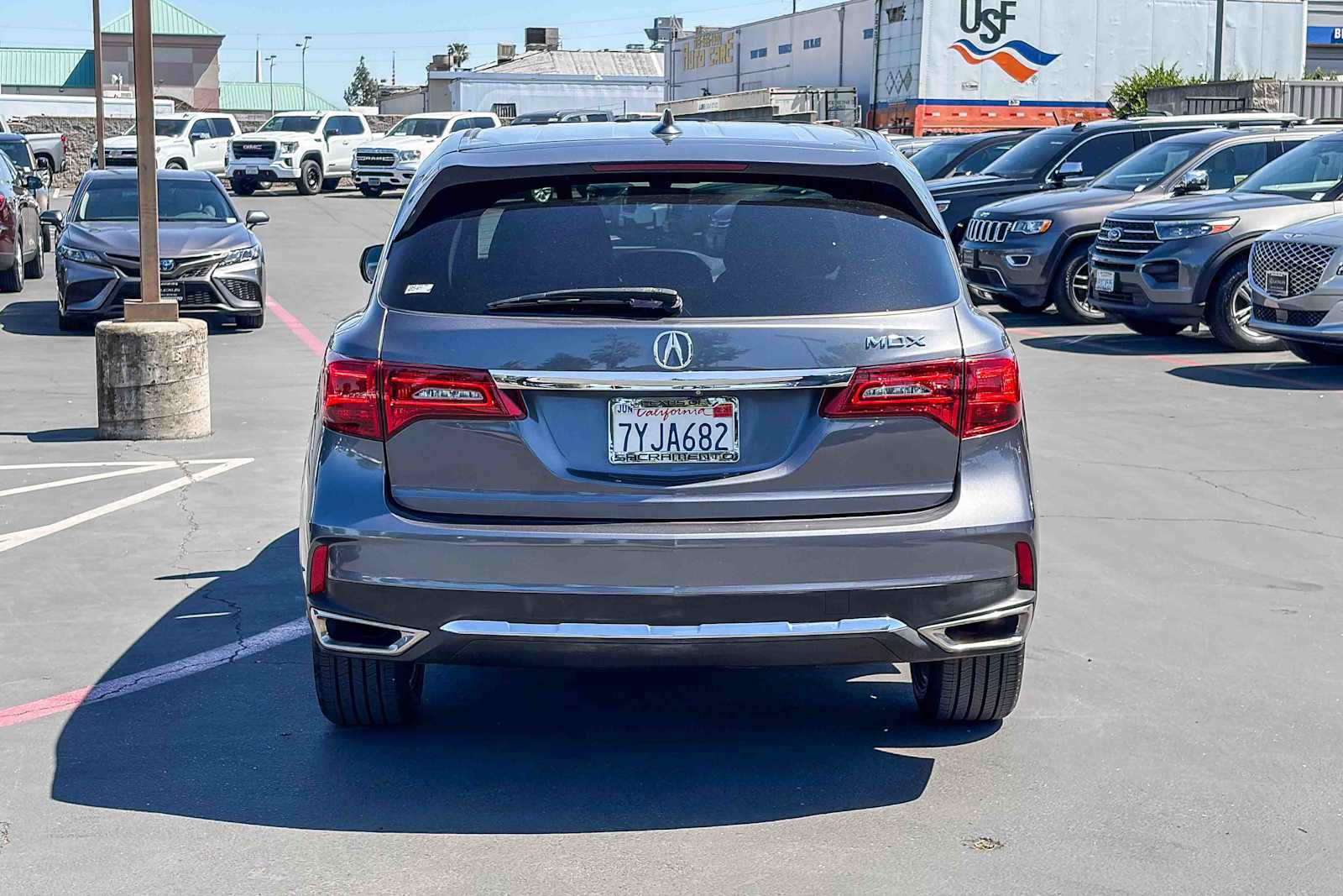 Used 2017 Acura MDX FWD w/ Technology Package image 3