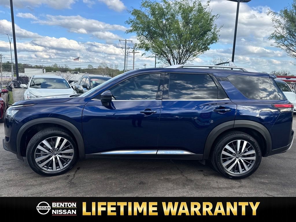 Used 2022 Nissan Pathfinder Platinum w/ Cargo Package image 5