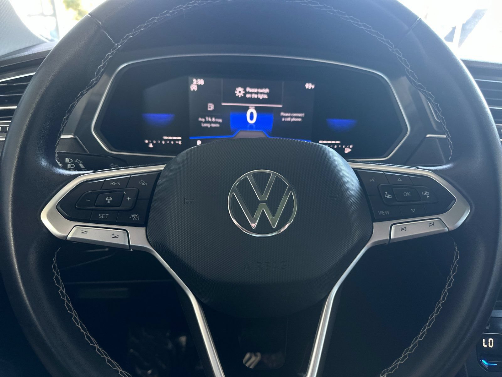 Used 2023 Volkswagen Tiguan SE FWD image 23
