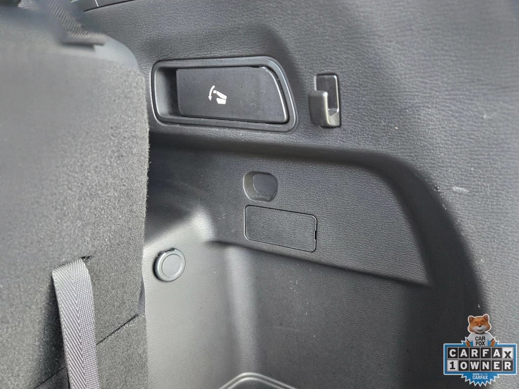 Used 2025 Mitsubishi Outlander SE FWD image 23