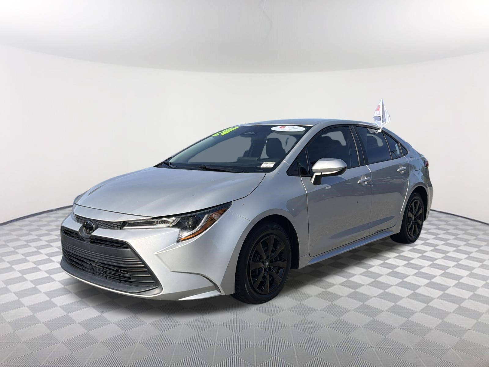 Certified 2024 Toyota Corolla LE FWD image 3