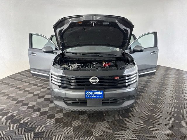 Used 2025 Nissan Kicks SR FWD image 14