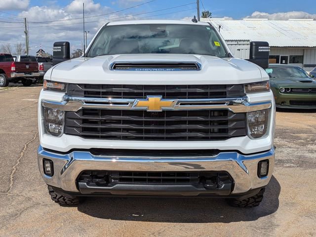 Used 2024 Chevrolet Silverado 2500 LT w/ All Star Edition image 9
