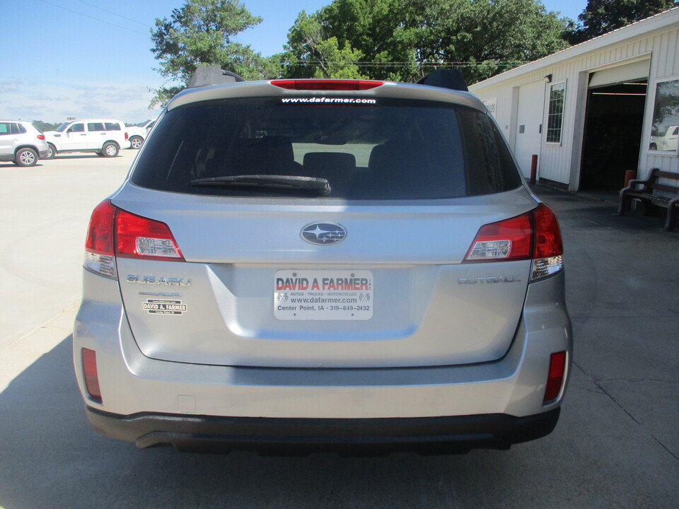 Used 2012 Subaru Outback 2.5i Premium w/ All-Weather Pkg AWD/4WD image 5