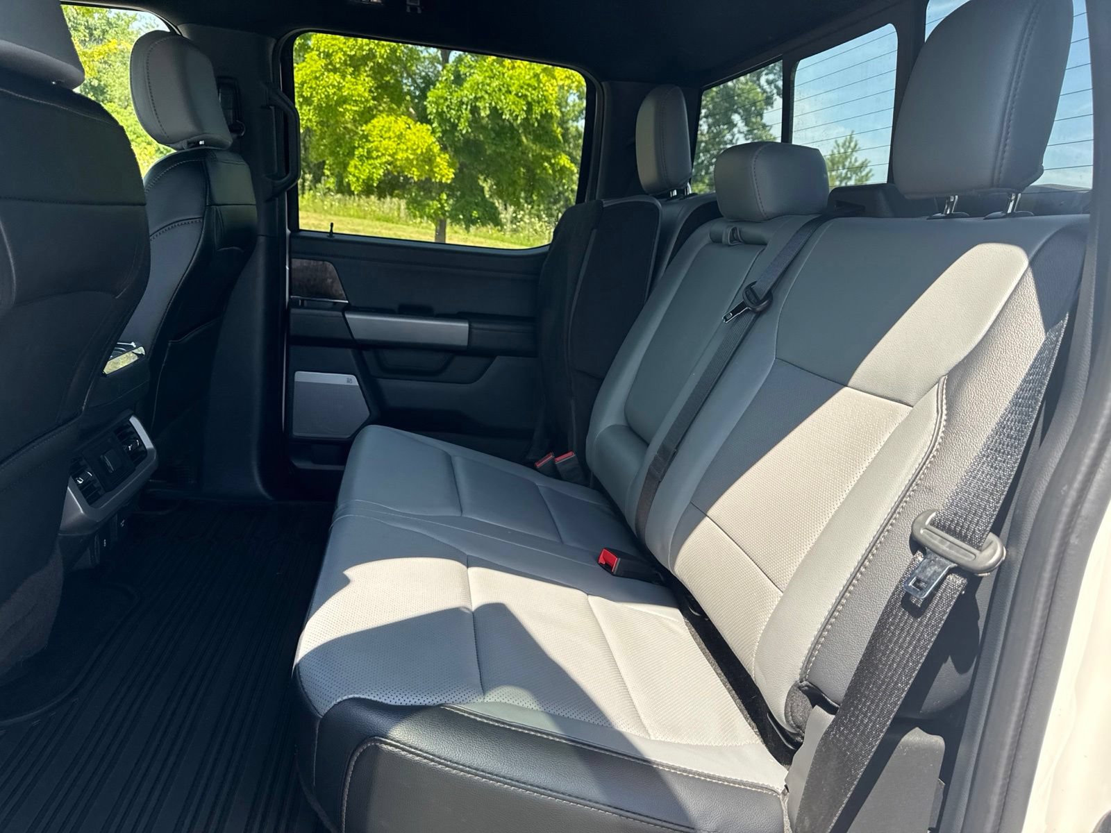 Used 2023 Ford F150 Lightning Lariat w/ Tow Technology Package AWD/4WD image 17
