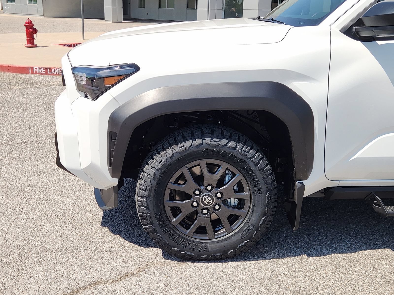 New 2026 Toyota 4Runner SR5 AWD/4WD image 9