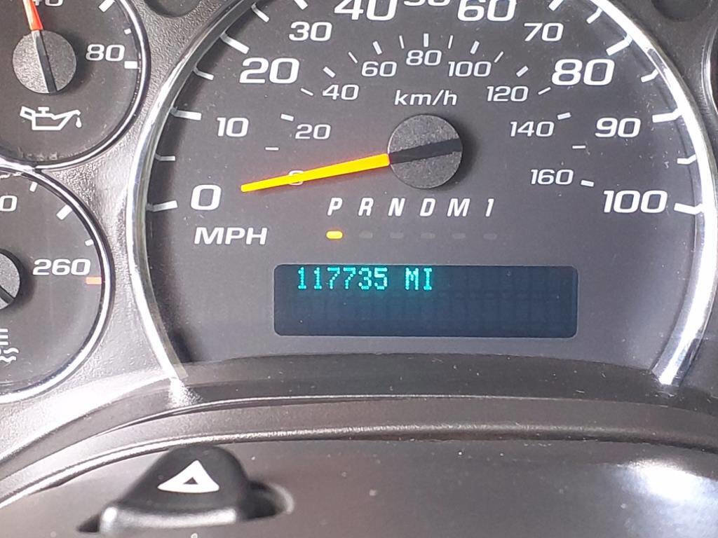 Used 2018 Chevrolet Express 2500 w/ Driver Convenience Package image 29