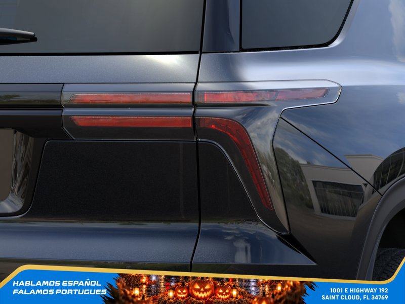 New 2027 Chevrolet Traverse LT FWD image 11