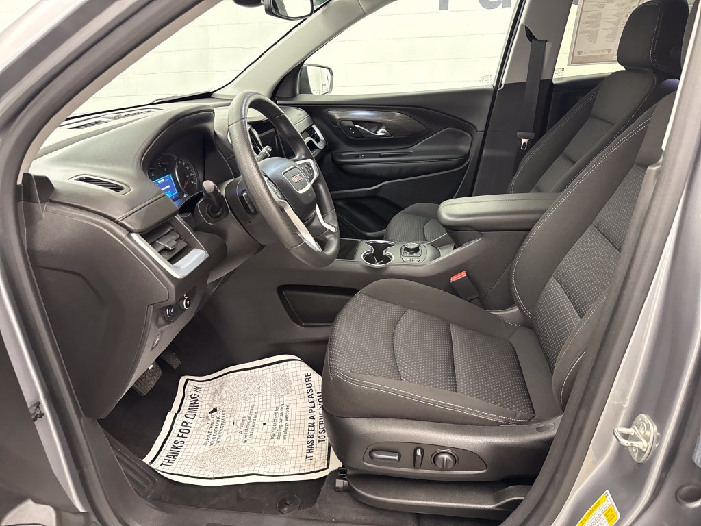 Used 2024 GMC Terrain SLE w/ Driver Convenience Package AWD/4WD image 12