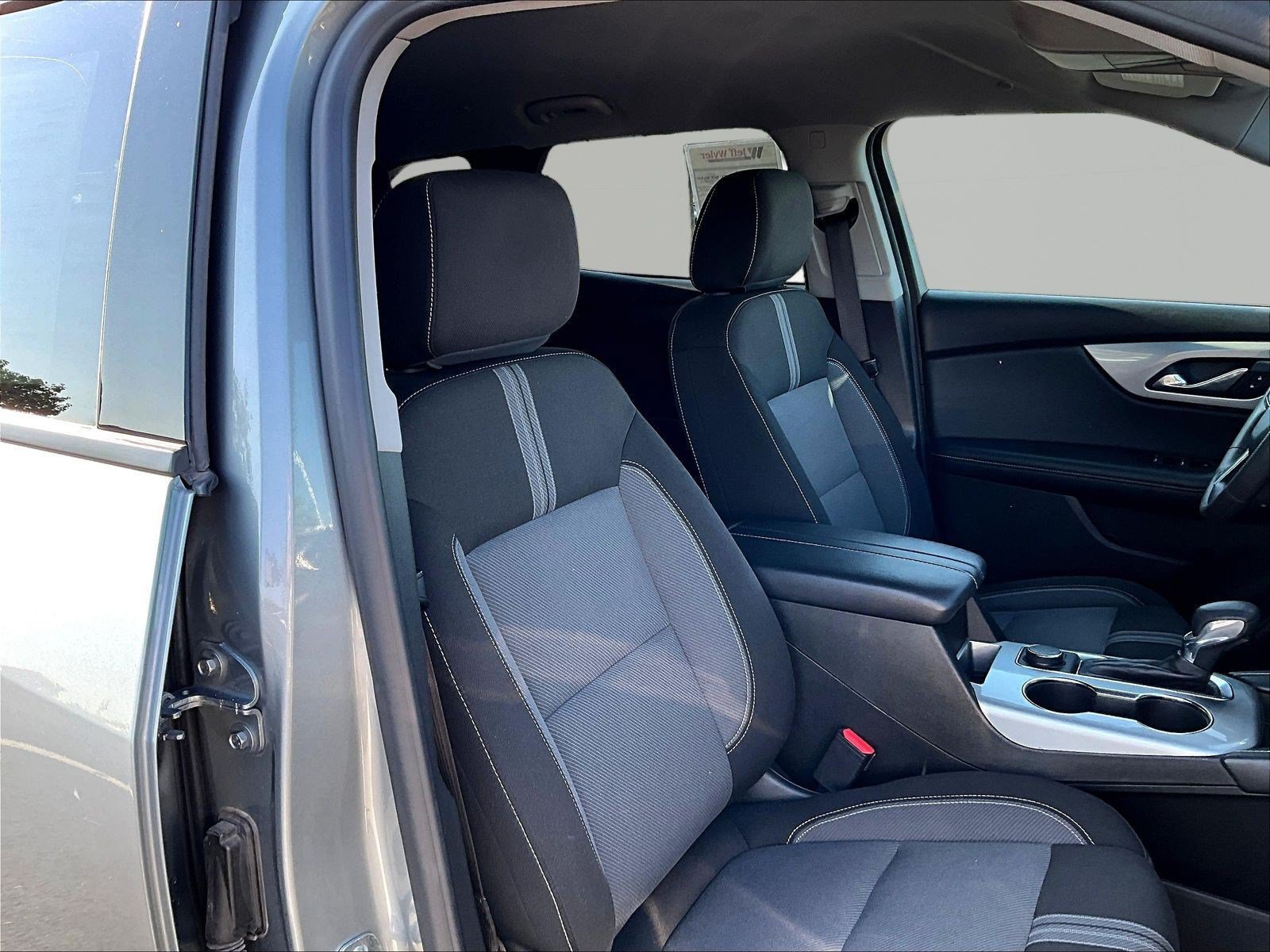 Used 2023 Chevrolet Blazer LT AWD/4WD image 28