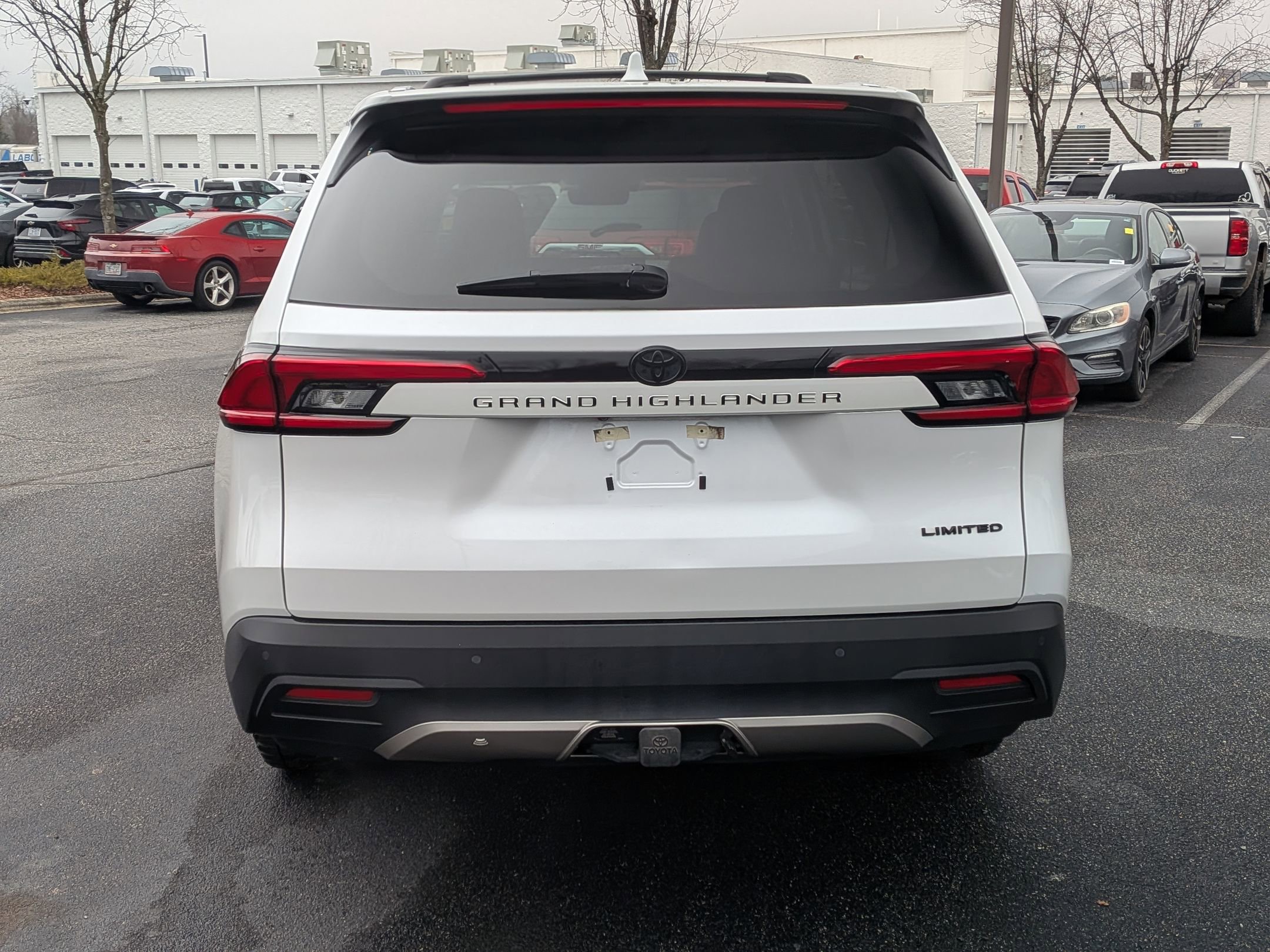 Used 2024 Toyota Grand Highlander Limited image 8