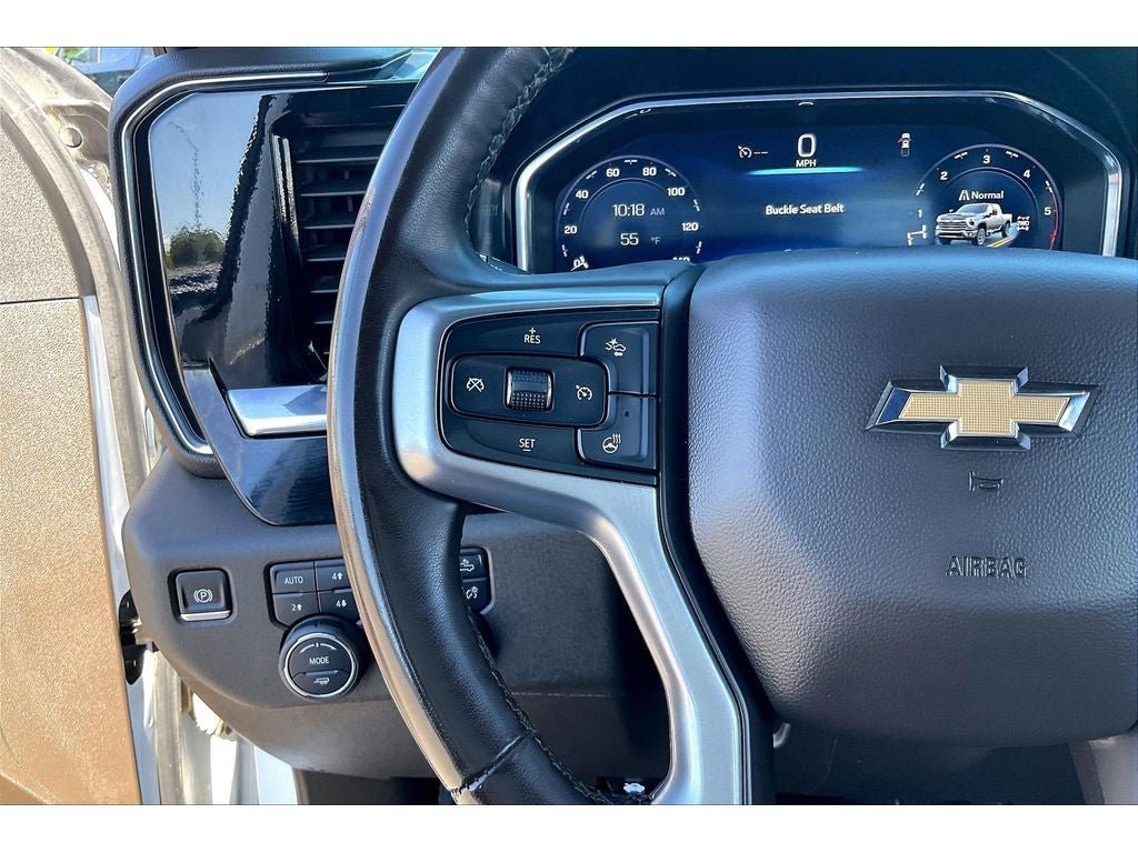 Used 2025 Chevrolet Silverado 3500 LTZ AWD/4WD image 20