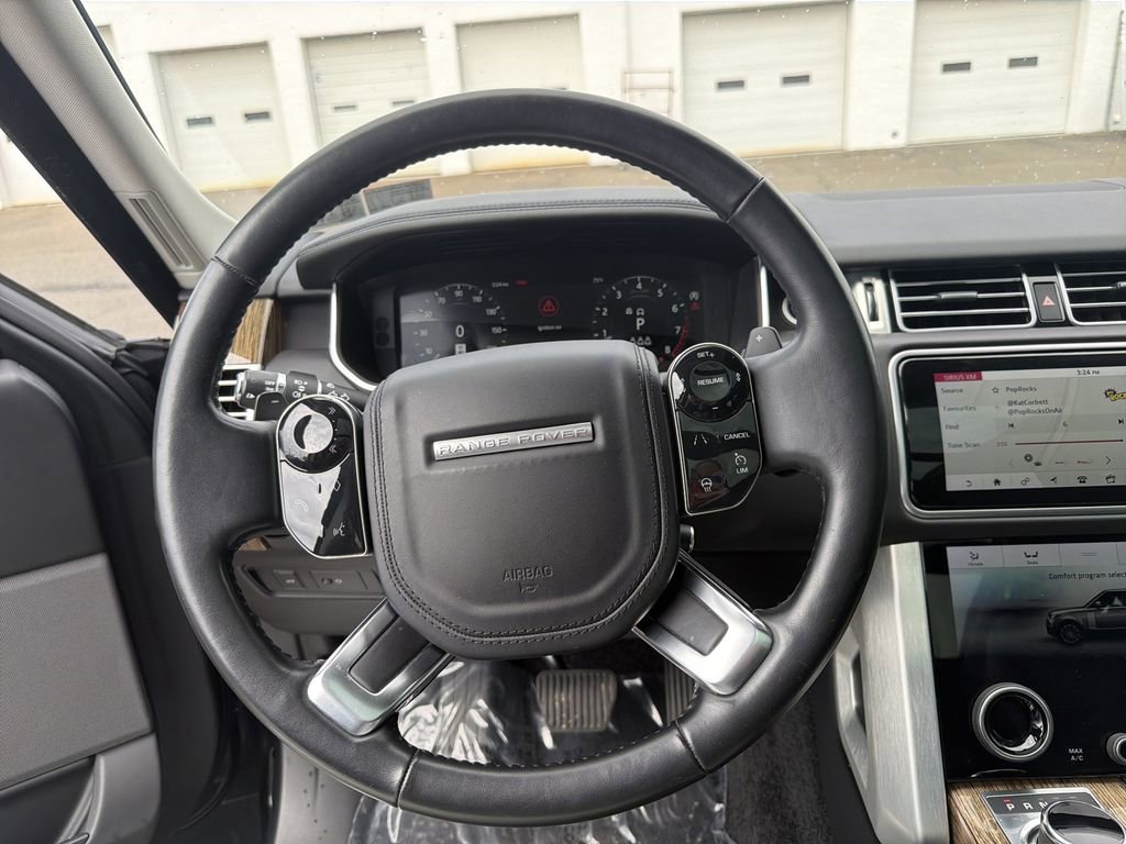 Used 2019 Land Rover Range Rover Supercharged AWD/4WD image 21