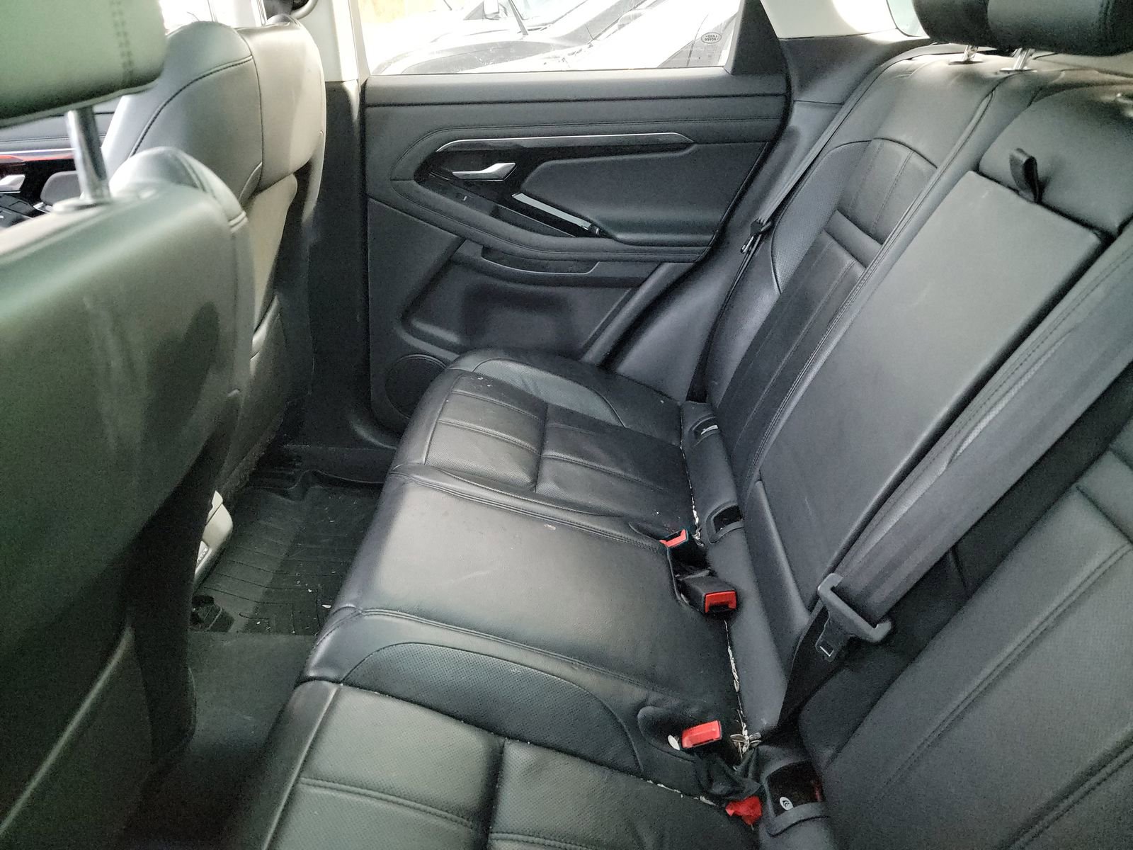 Used 2020 Land Rover Range Rover Evoque SE image 15