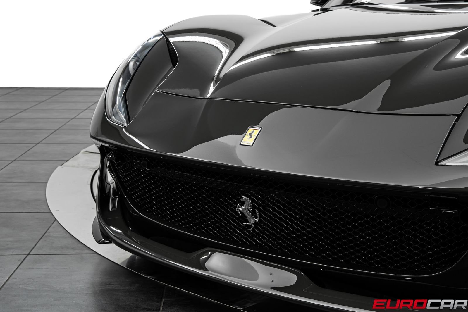 Used 2023 Ferrari 812 GTS RWD image 13