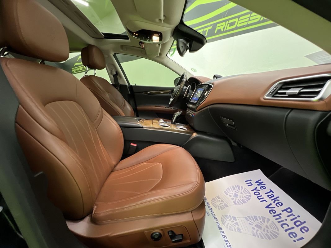 Used 2019 Maserati Ghibli S GranLusso AWD/4WD image 30