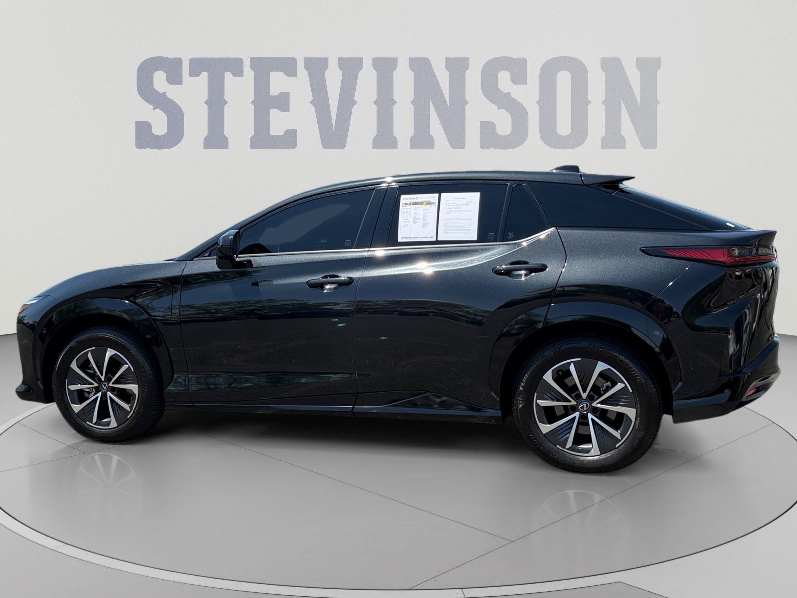 Used 2024 Lexus RZ 450e Premium w/ Technology Package AWD/4WD image 2