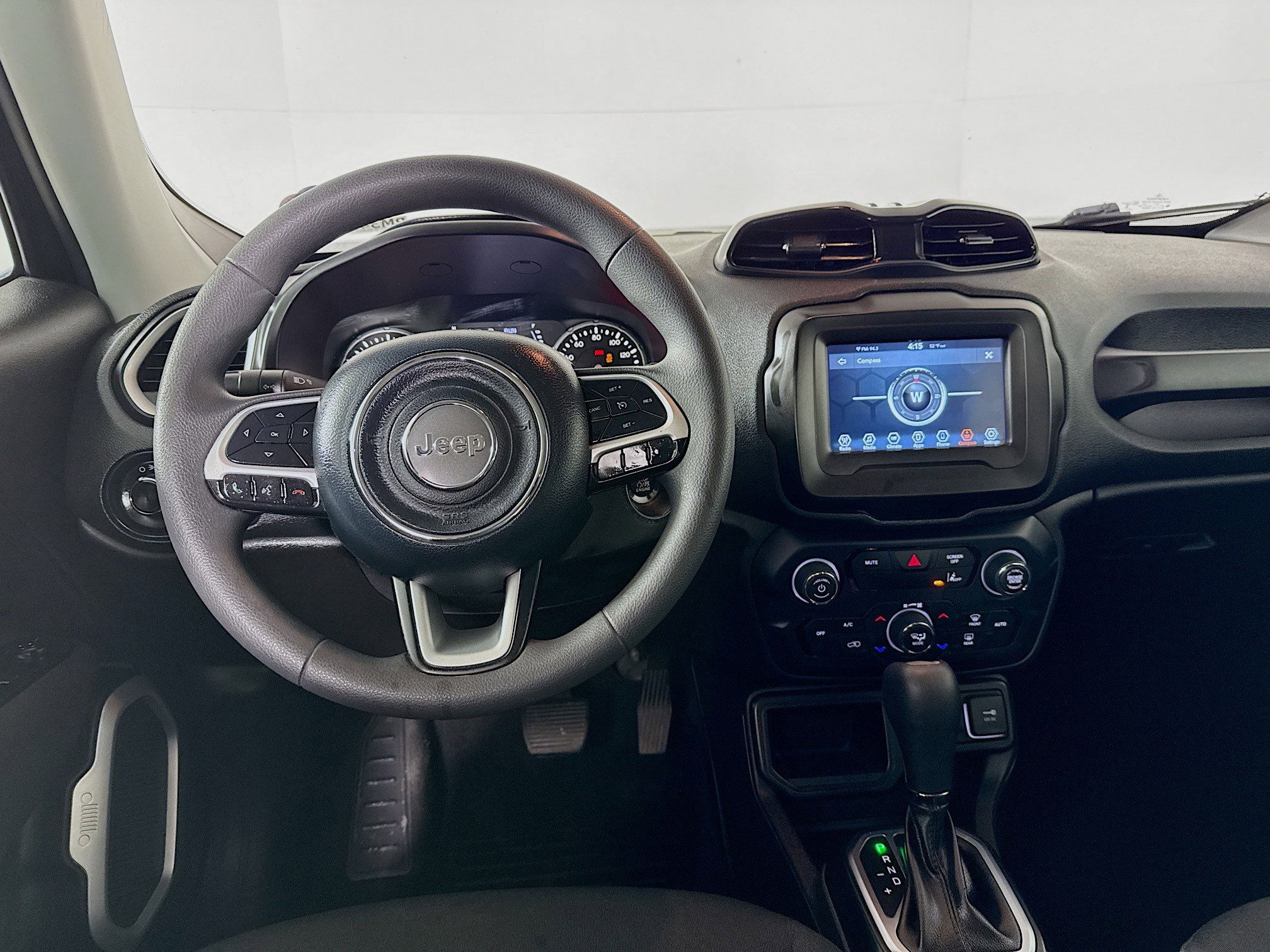 Used 2021 Jeep Renegade Sport image 26