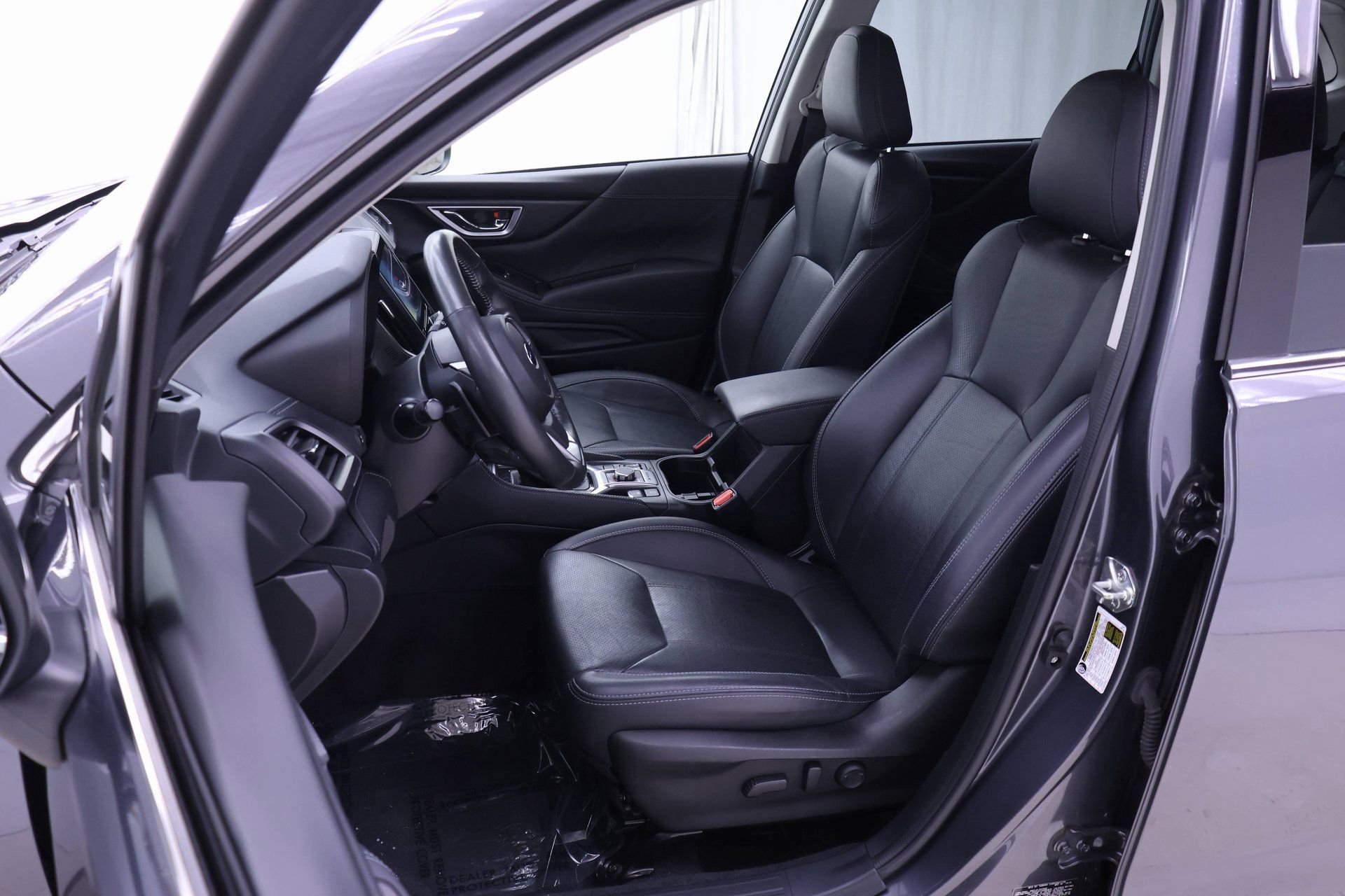 Used 2023 Subaru Forester Touring image 4