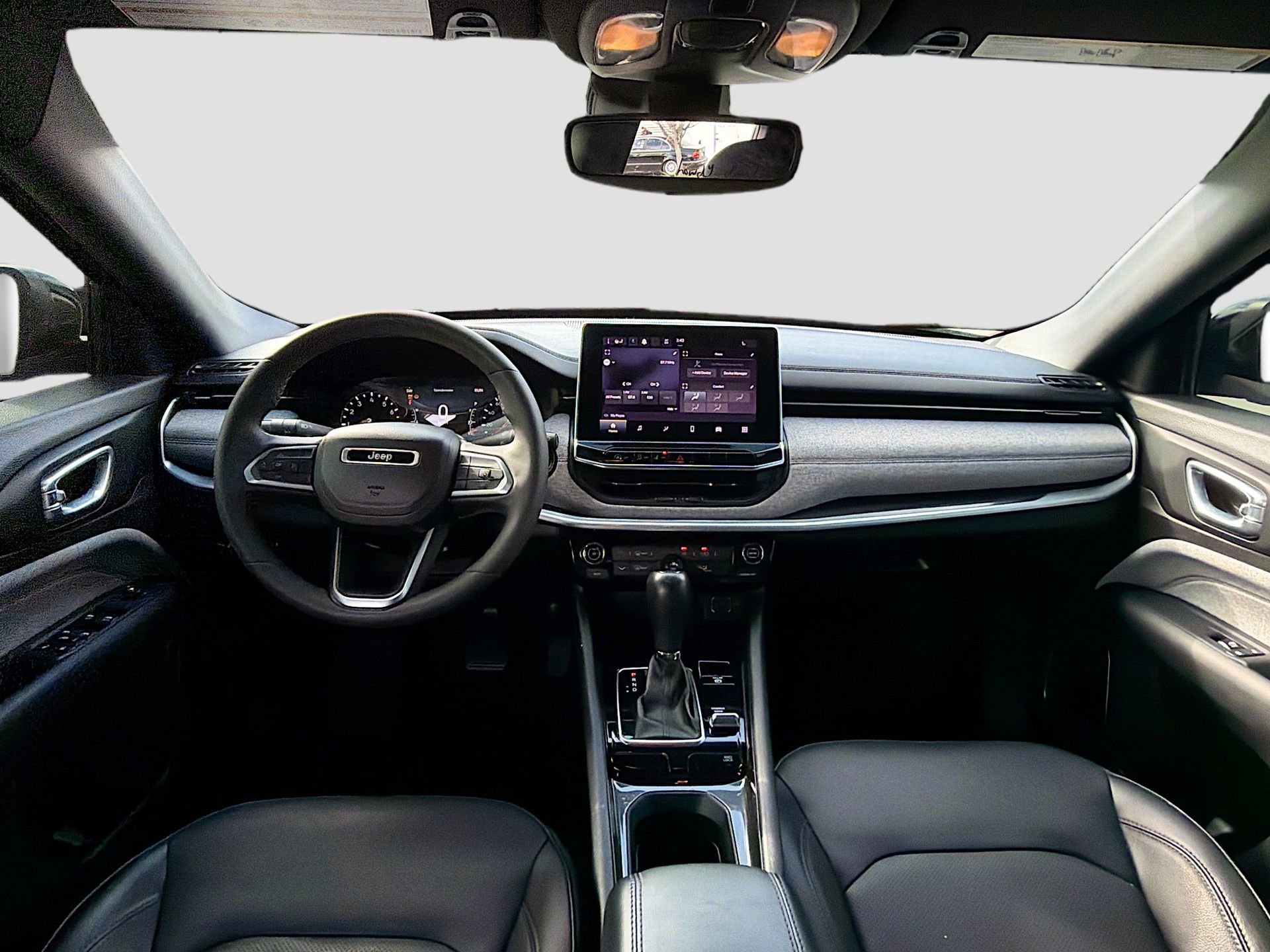 Used 2023 Jeep Compass Latitude image 16