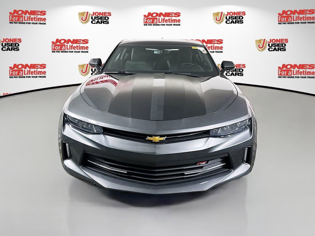 Used 2018 Chevrolet Camaro LT RWD image 11