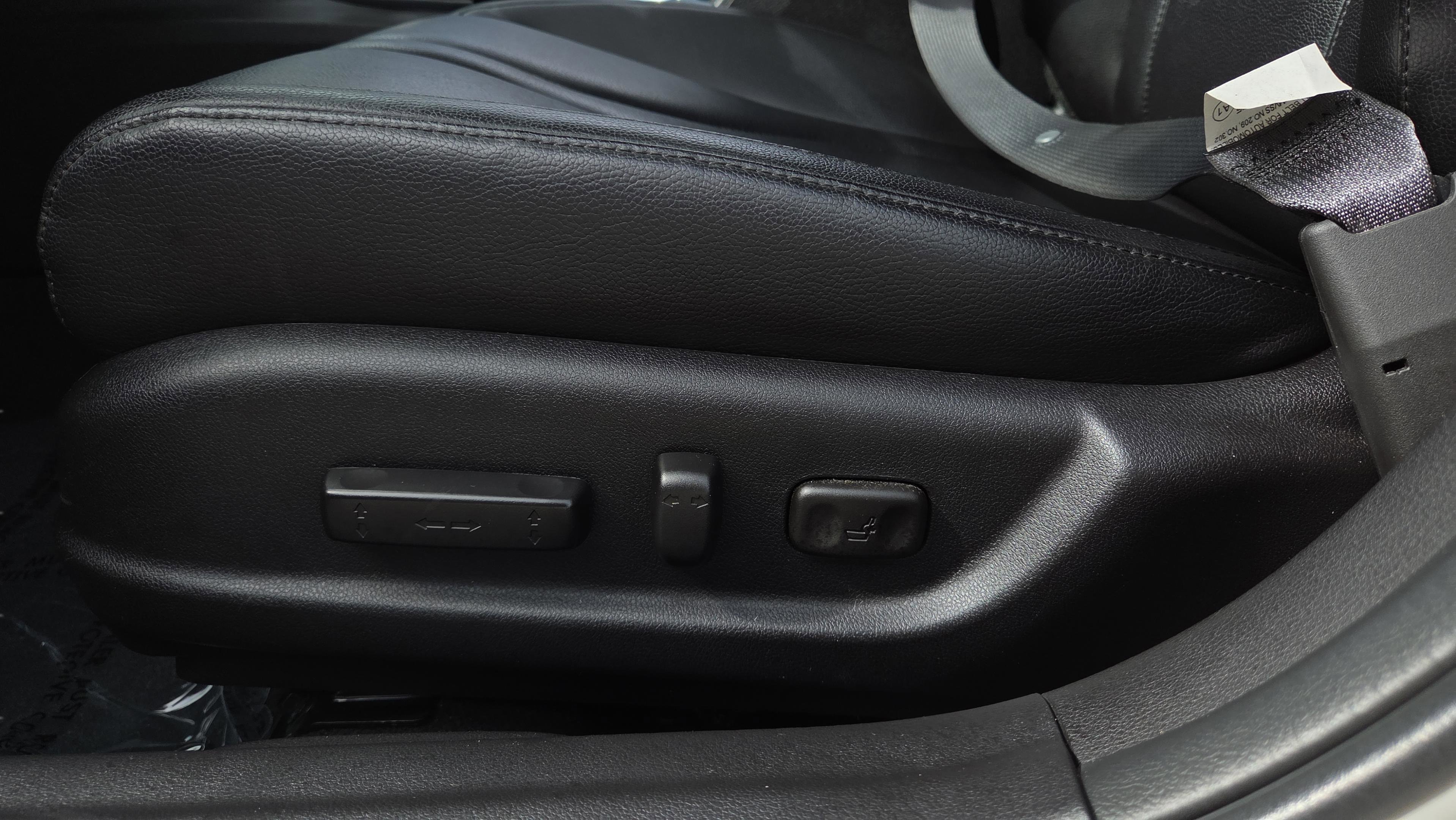 Used 2019 Acura ILX image 10